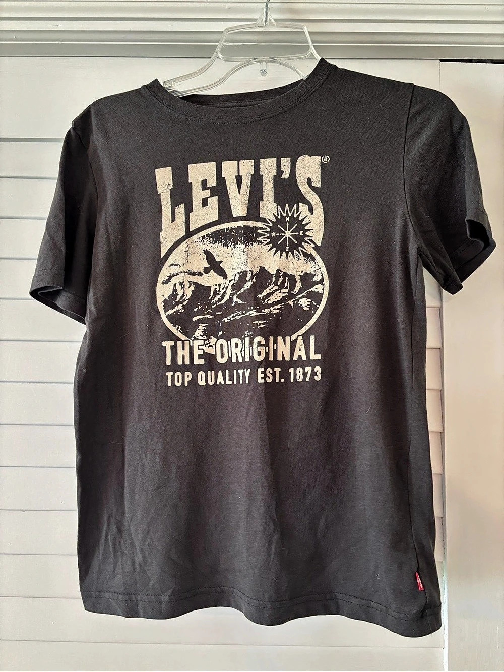 Levi's Graphic T-Shirt The Original Top Quality Est 1873 Black kids Large
